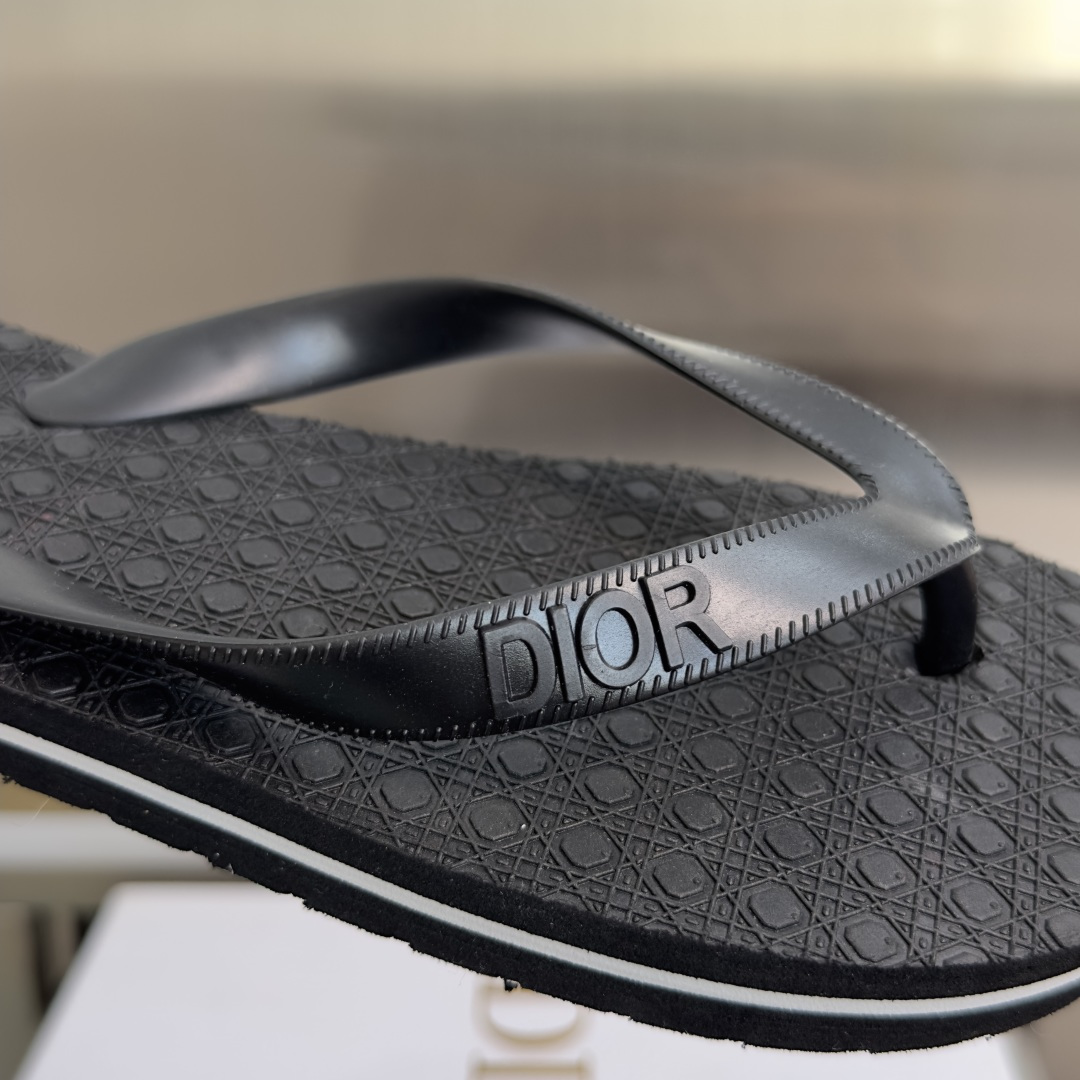 Dior Dior迪奥 26SS 新款 夹脚 人字拖鞋 平底 懒人 凉拖鞋