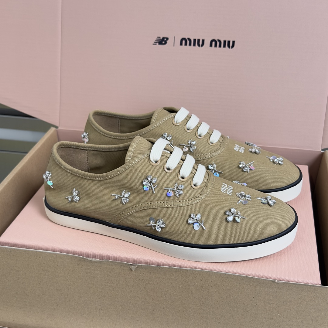 Miu Miu MiuMiu缪缪 最新款 花朵 水钻 帆布 休闲 运动鞋