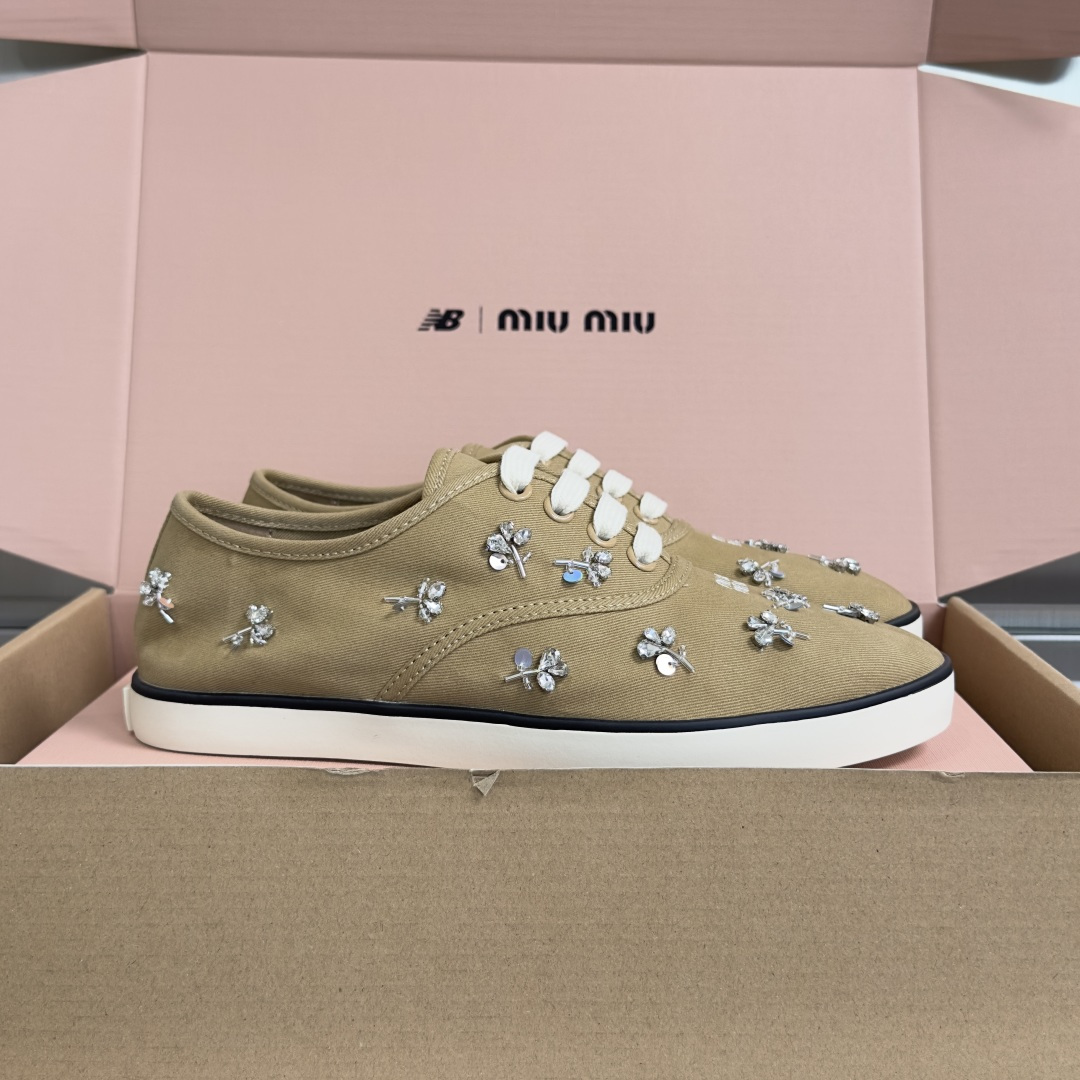 Miu Miu MiuMiu缪缪 最新款 花朵 水钻 帆布 休闲 运动鞋