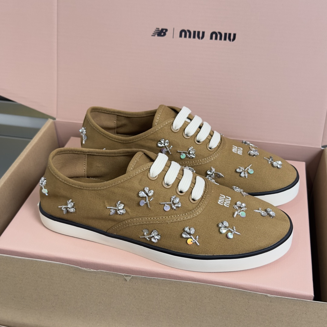 Miu Miu MiuMiu缪缪 最新款 花朵 水钻 帆布 休闲 运动鞋