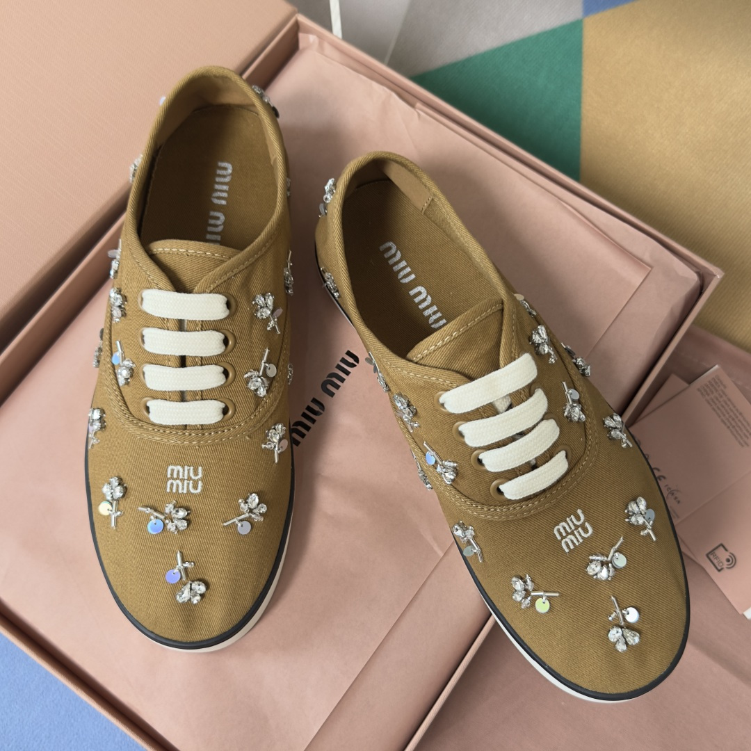Miu Miu MiuMiu缪缪 最新款 花朵 水钻 帆布 休闲 运动鞋