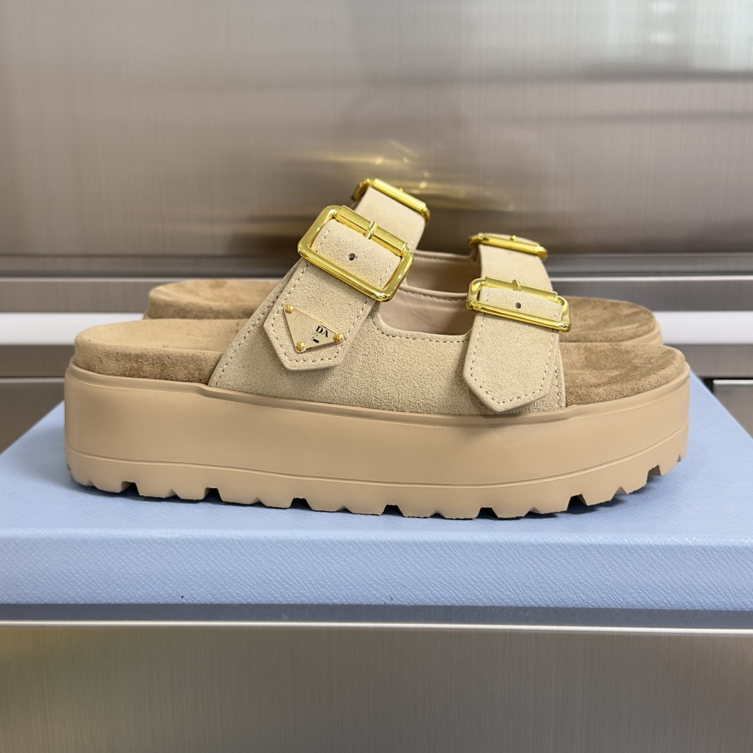 Prada Prada普拉达 P家 珐琅 三角标 厚底 休闲 凉鞋