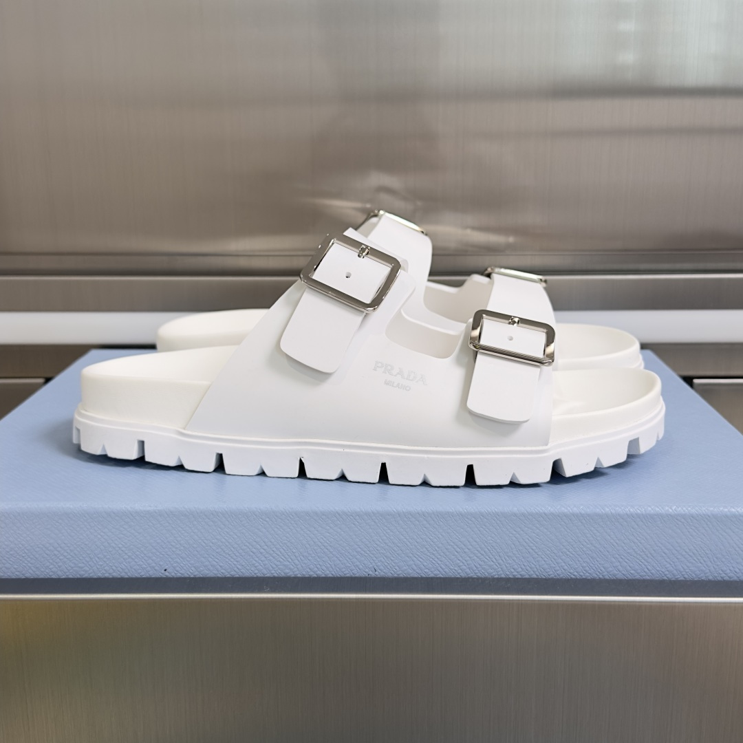 Prada Prada普拉达 P家 珐琅 三角标 厚底 休闲 凉鞋