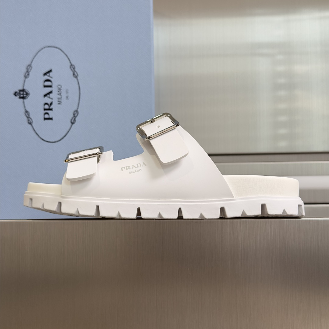 Prada Prada普拉达 P家 珐琅 三角标 厚底 休闲 凉鞋