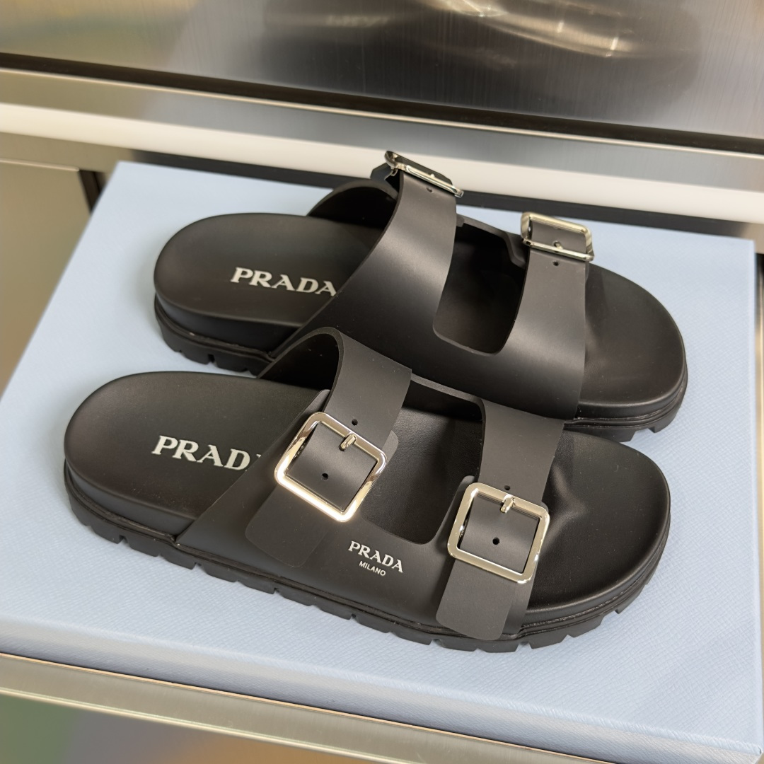 Prada Prada普拉达 P家 珐琅 三角标 厚底 休闲 凉鞋