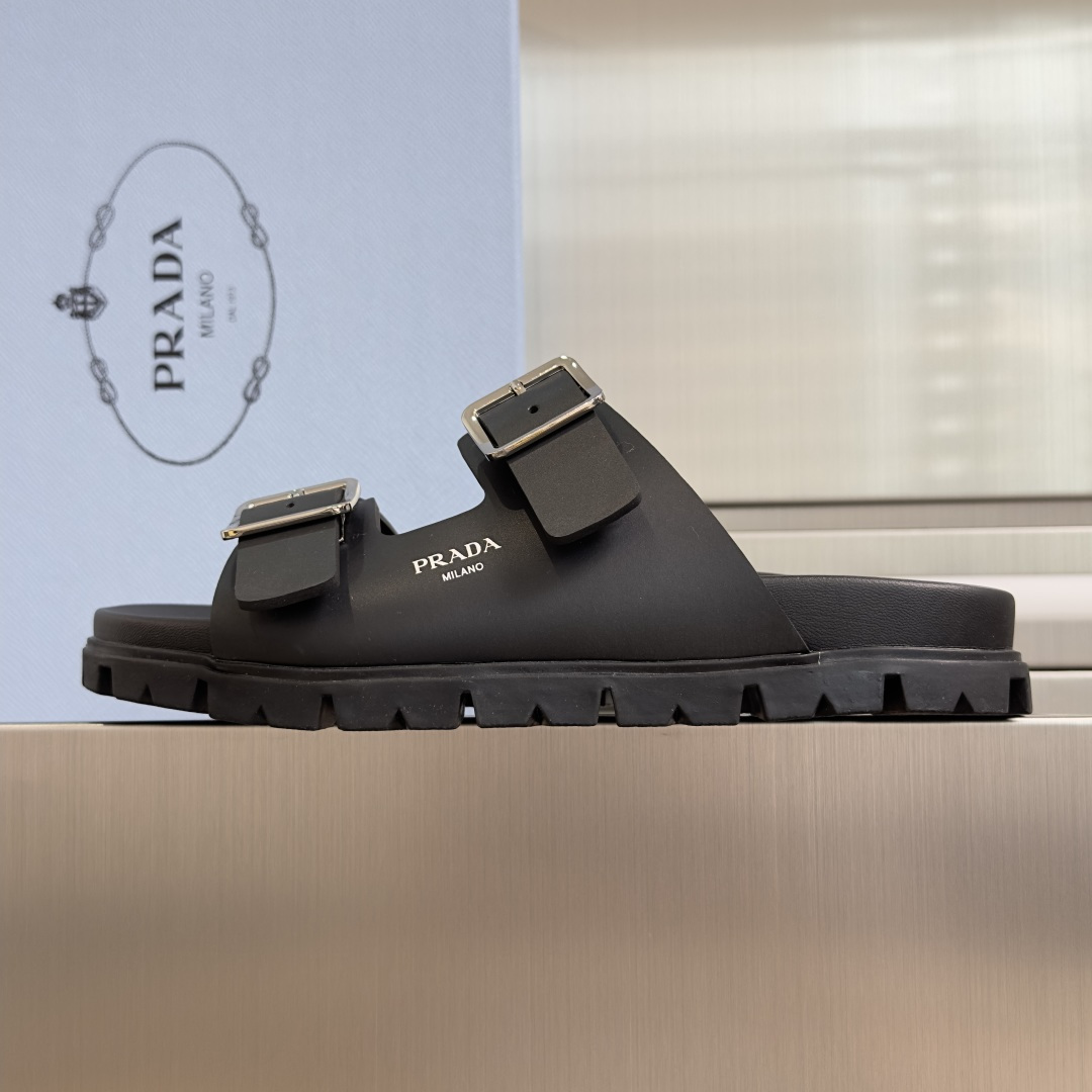 Prada Prada普拉达 P家 珐琅 三角标 厚底 休闲 凉鞋