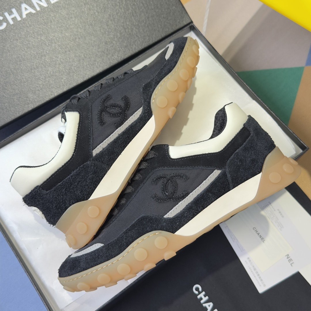Chanel Chanel 香奈儿26S 最新款 厚底 休闲 运动鞋 阿甘鞋 德训鞋 豆豆鞋