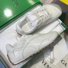 顶级版本:情侣款 Bottega Veneta 葆蝶家BV最新款Orbit Flash系列 情侣款 复古 网面 休闲 顶级版本:情侣款 Bottega Veneta 葆蝶家BV最新款Orbit Flash系列 情侣款 复古 网面 休闲