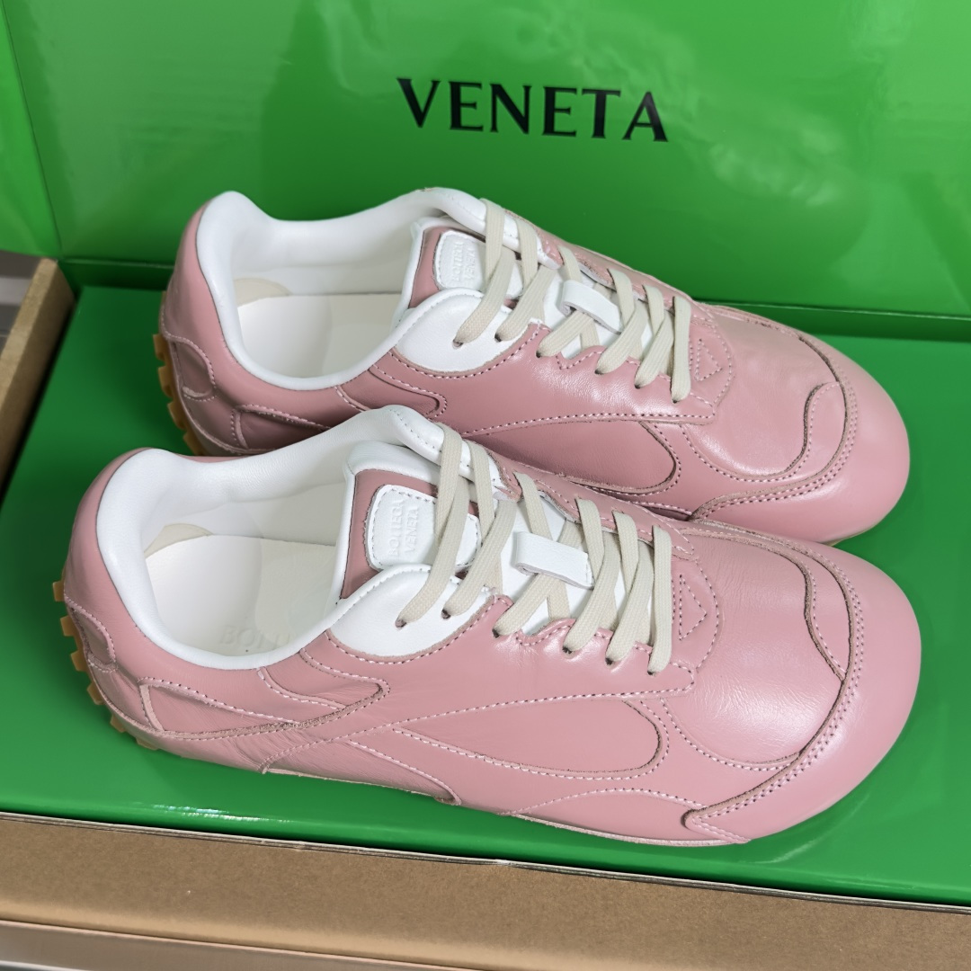顶级版本:情侣款 Bottega Veneta 葆蝶家BV最新款Orbit Flash系列 情侣款 复古 网面 休闲 顶级版本:情侣款 Bottega Veneta 葆蝶家BV最新款Orbit Flash系列 情侣款 复古 网面 休闲