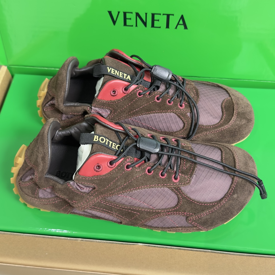 顶级版本:情侣款 Bottega Veneta 葆蝶家BV最新款Orbit Flash系列 情侣款 复古 网面 休闲 顶级版本:情侣款 Bottega Veneta 葆蝶家BV最新款Orbit Flash系列 情侣款 复古 网面 休闲