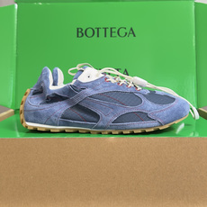 顶级版本:情侣款 Bottega Veneta 葆蝶家BV最新款Orbit Flash系列 情侣款 复古 网面 休闲 顶级版本:情侣款 Bottega Veneta 葆蝶家BV最新款Orbit Flash系列 情侣款 复古 网面 休闲