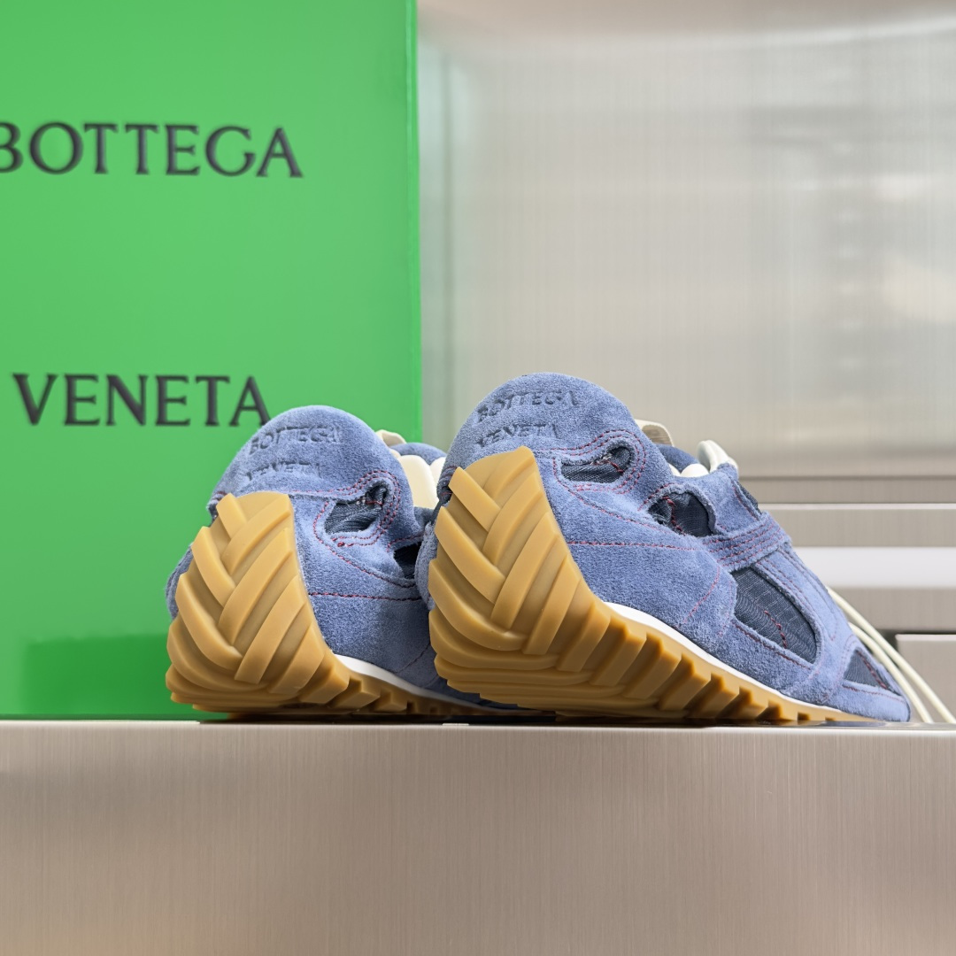 顶级版本:情侣款 Bottega Veneta 葆蝶家BV最新款Orbit Flash系列 情侣款 复古 网面 休闲 顶级版本:情侣款 Bottega Veneta 葆蝶家BV最新款Orbit Flash系列 情侣款 复古 网面 休闲