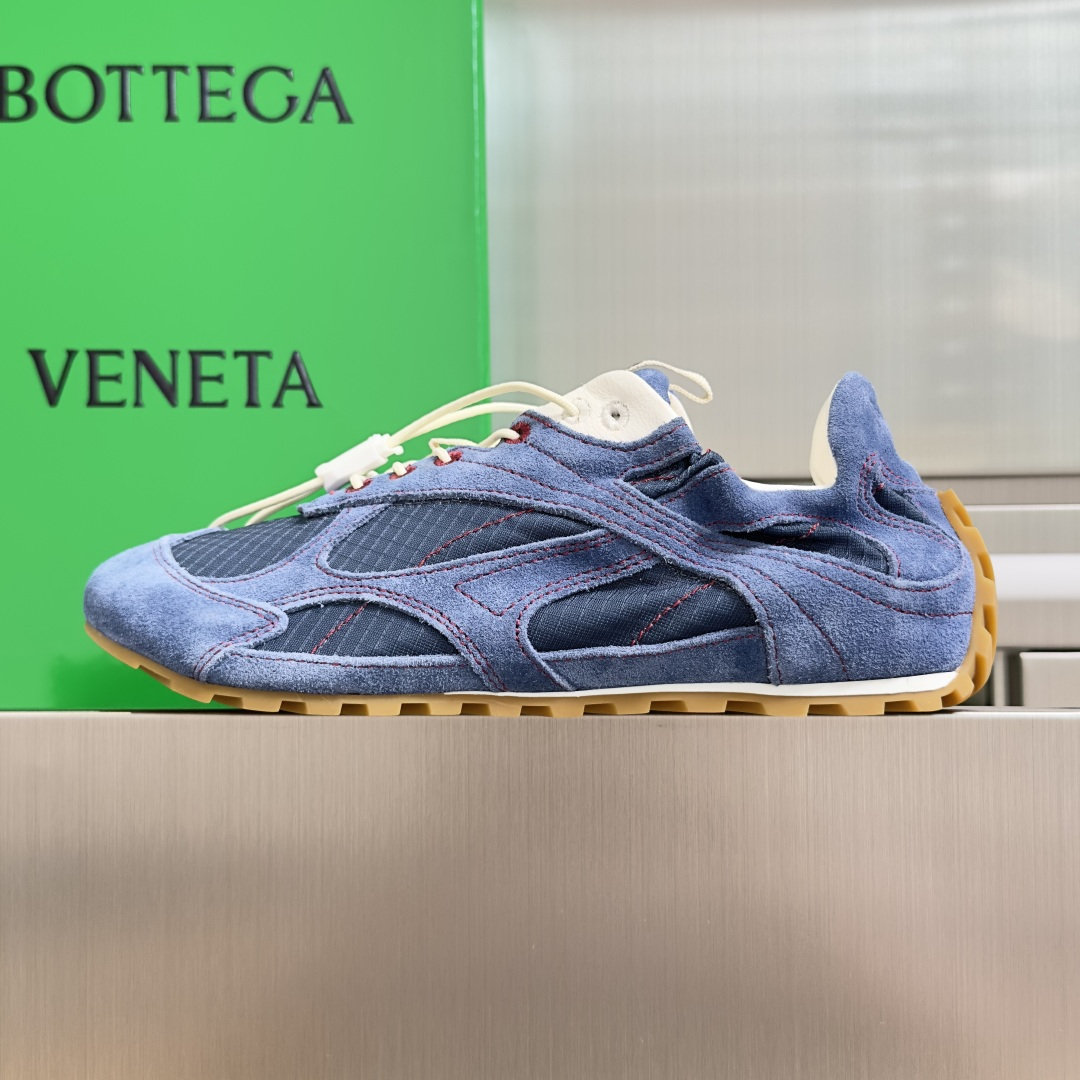 顶级版本:情侣款 Bottega Veneta 葆蝶家BV最新款Orbit Flash系列 情侣款 复古 网面 休闲 顶级版本:情侣款 Bottega Veneta 葆蝶家BV最新款Orbit Flash系列 情侣款 复古 网面 休闲