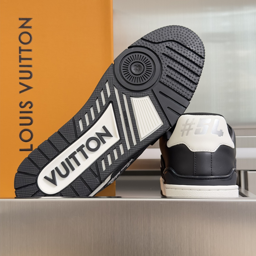 Louis Vuitton LV Trainer路易威登 驴牌 L家 休闲 运动鞋 滑板鞋