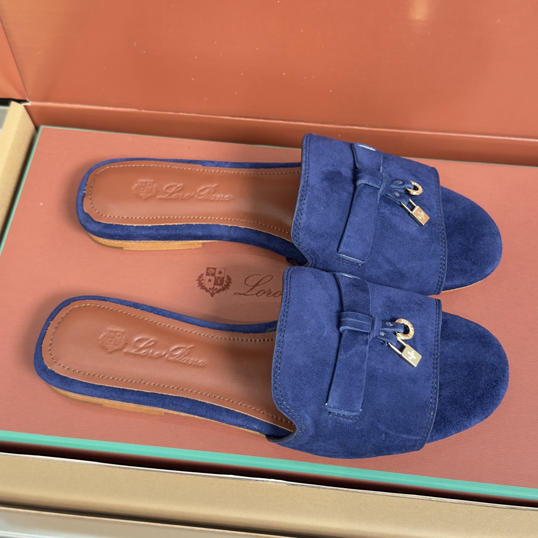 Loro Piana Loro Piana 诺悠翩雅LP 最新 Summer Charms系列 平底 凉拖鞋