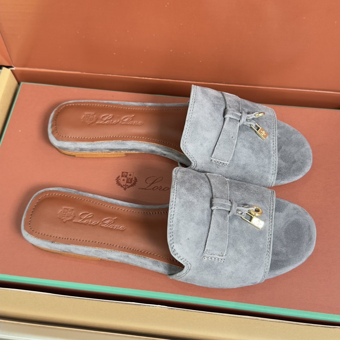 Loro Piana Loro Piana 诺悠翩雅LP 最新 Summer Charms系列 平底 凉拖鞋