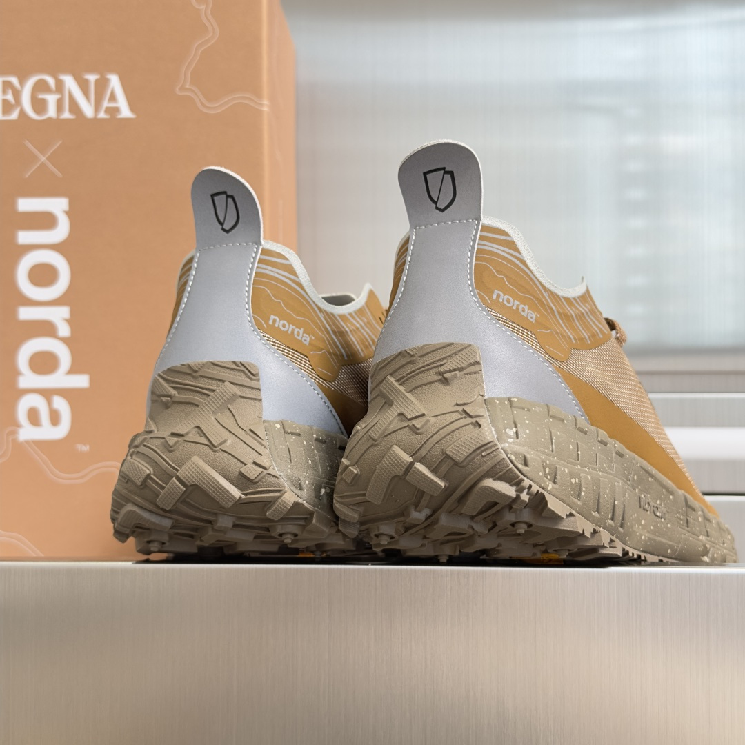 顶级版本:情侣款ZEGNA x norda™杰尼亚 联名款 户外 越野 跑步鞋 休闲 运动鞋 杰尼亚 x 顶级版本:情侣款ZEGNA x norda™杰尼亚 联名款 户外 越野 跑步鞋 休闲 运动鞋 杰尼亚 x