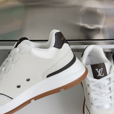 顶级版本:男款LV 路易威登 L家驴牌 最新Classic系列 厚底 休闲 运动鞋本款 LV Class 顶级版本:男款LV 路易威登 L家驴牌 最新Classic系列 厚底 休闲 运动鞋本款 LV Class