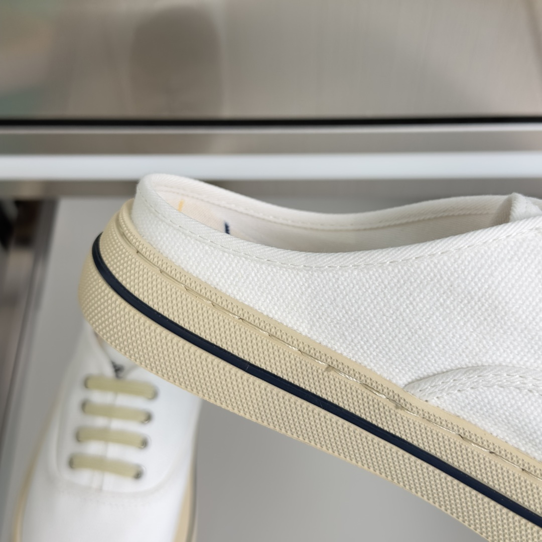 Loro Piana Loro Piana 诺悠翩雅Nantucket Walk系列 LP 海军风 厚底 帆布鞋 小白鞋 休闲 半拖鞋