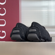 顶级版本:男款Gucci古驰 G家 最新 男士 老钱风 豆豆鞋 一脚蹬 懒人 休闲鞋驾车鞋等简约款式一展 顶级版本:男款Gucci古驰 G家 最新 男士 老钱风 豆豆鞋 一脚蹬 懒人 休闲鞋驾车鞋等简约款式一展