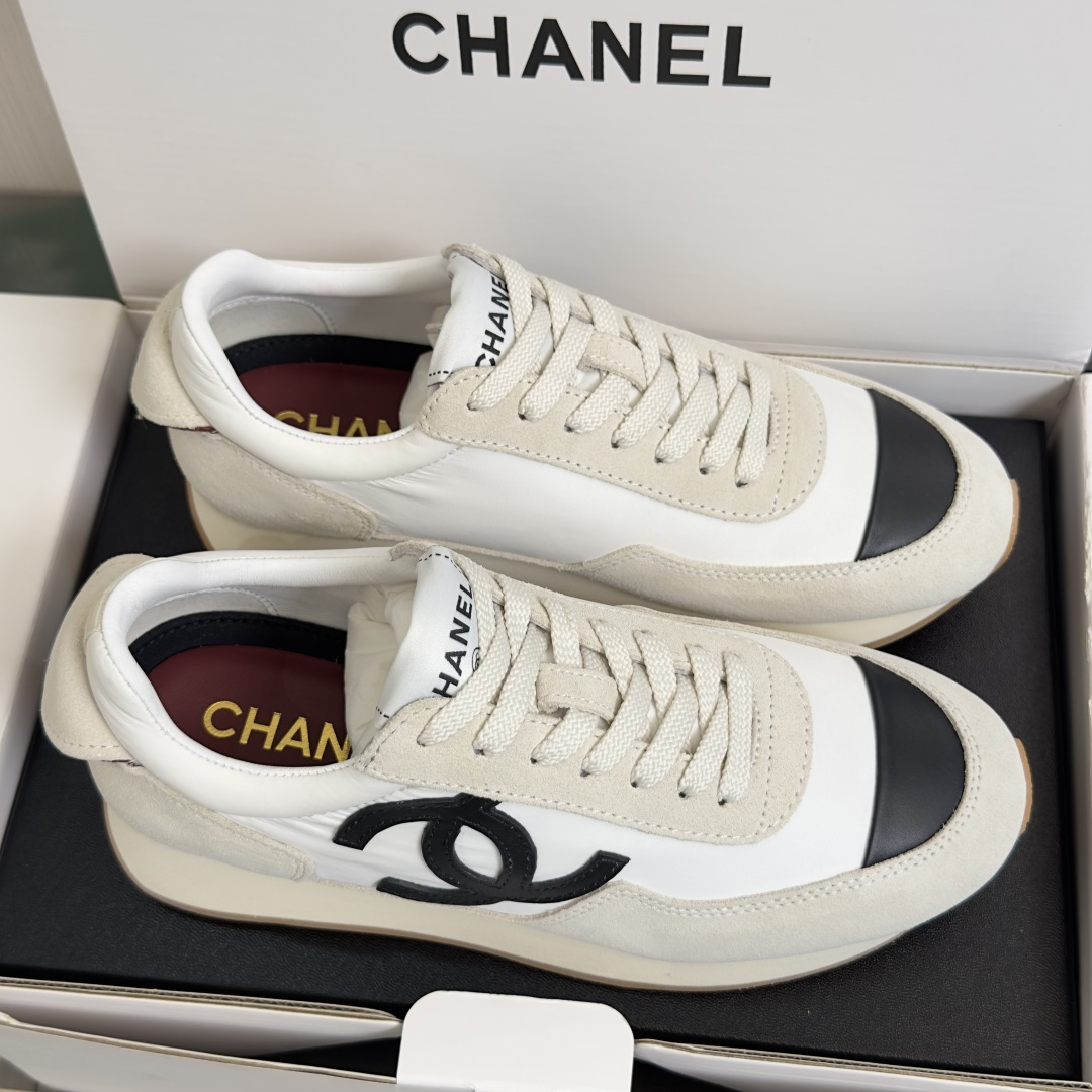 Chanel Chanel香奈儿 小香26P 熊猫配色 休闲 运动鞋 跑步鞋