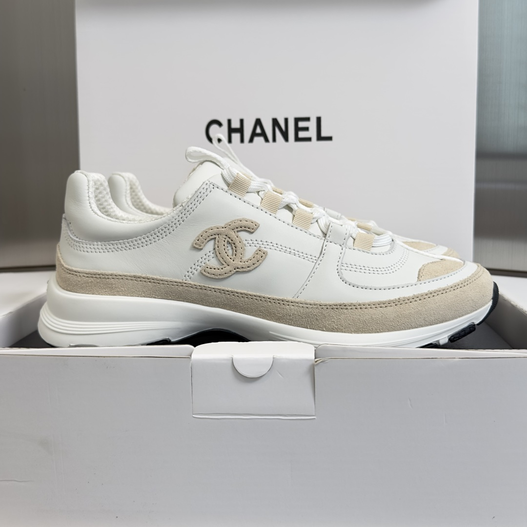 Chanel Chanel香奈儿 小香26S 黑白熊猫配色 厚底 休闲 运动鞋