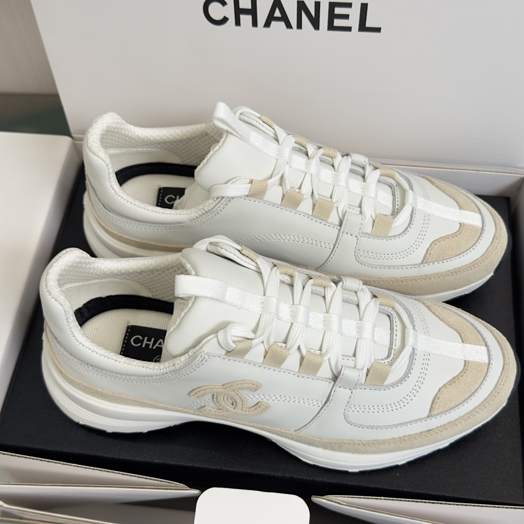 Chanel Chanel香奈儿 小香26S 黑白熊猫配色 厚底 休闲 运动鞋