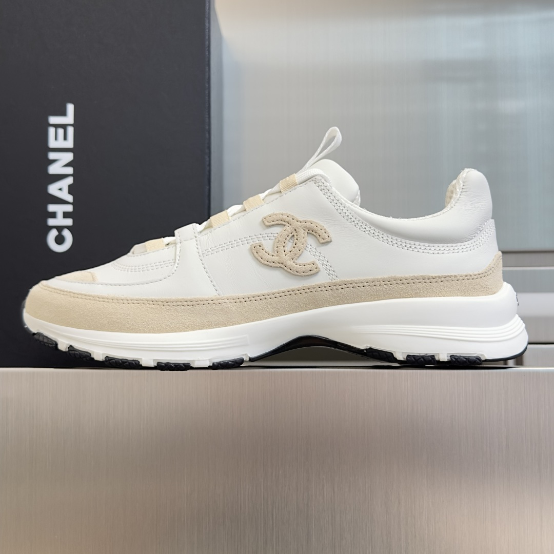 Chanel Chanel香奈儿 小香26S 黑白熊猫配色 厚底 休闲 运动鞋