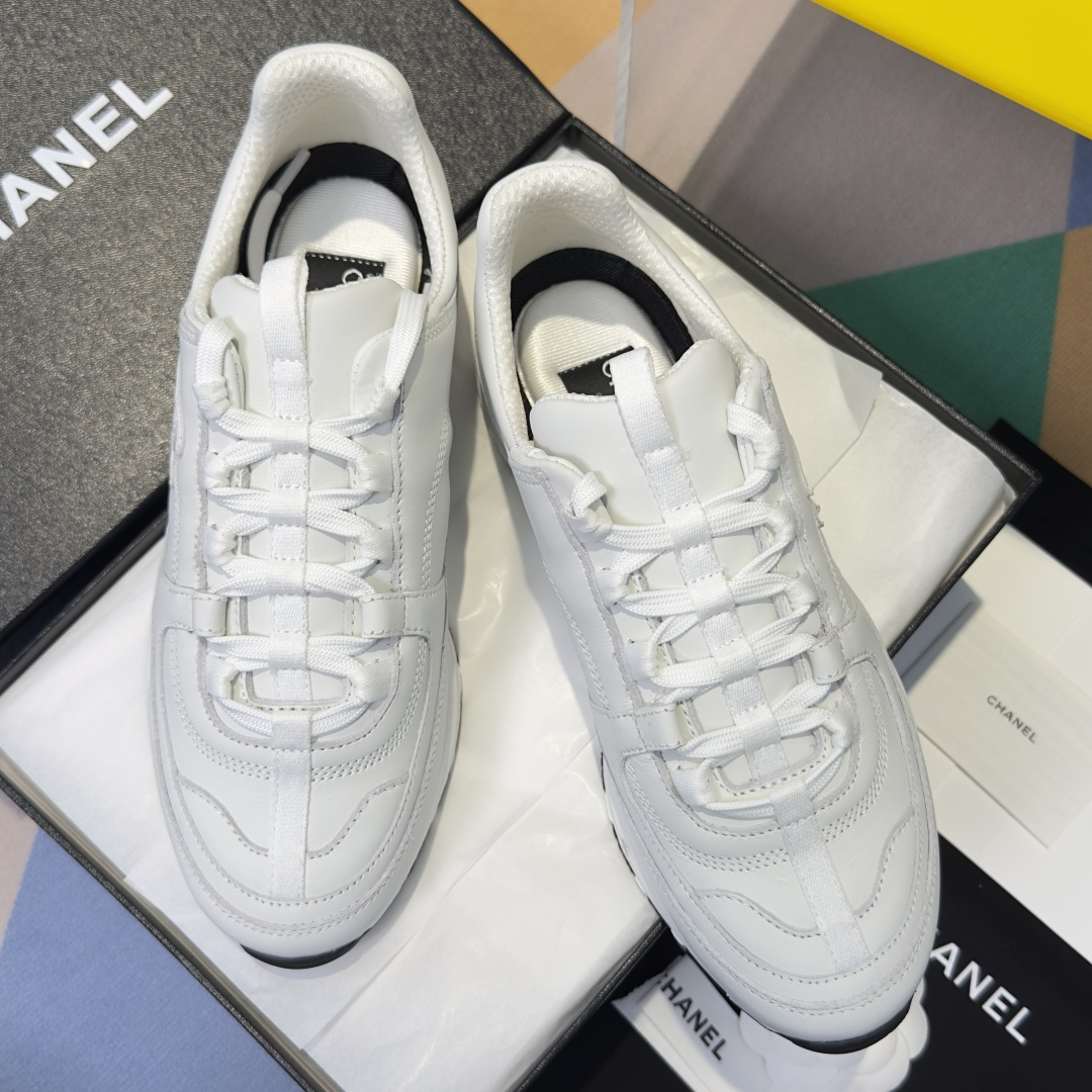 Chanel Chanel香奈儿 小香26S 黑白熊猫配色 厚底 休闲 运动鞋
