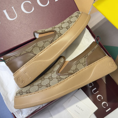 顶级版本:男款Gucci 古驰 Chunky B系列 情侣款 厚底 休闲 运动鞋 乐福鞋品牌经典织带元素 顶级版本:男款Gucci 古驰 Chunky B系列 情侣款 厚底 休闲 运动鞋 乐福鞋品牌经典织带元素