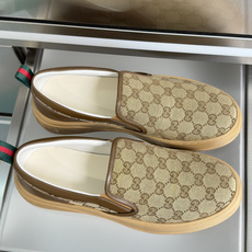 顶级版本:男款Gucci 古驰 Chunky B系列 情侣款 厚底 休闲 运动鞋 乐福鞋品牌经典织带元素 顶级版本:男款Gucci 古驰 Chunky B系列 情侣款 厚底 休闲 运动鞋 乐福鞋品牌经典织带元素
