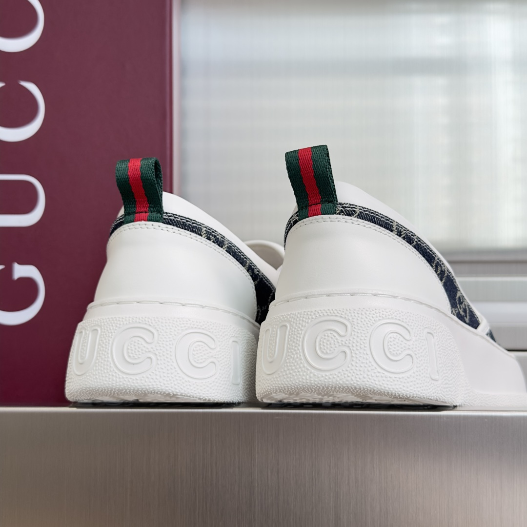 顶级版本:男款Gucci 古驰 Chunky B系列 情侣款 厚底 休闲 运动鞋 乐福鞋品牌经典织带元素 顶级版本:男款Gucci 古驰 Chunky B系列 情侣款 厚底 休闲 运动鞋 乐福鞋品牌经典织带元素