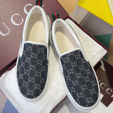 顶级版本:男款Gucci 古驰 Chunky B系列 情侣款 厚底 休闲 运动鞋 乐福鞋品牌经典织带元素 顶级版本:男款Gucci 古驰 Chunky B系列 情侣款 厚底 休闲 运动鞋 乐福鞋品牌经典织带元素