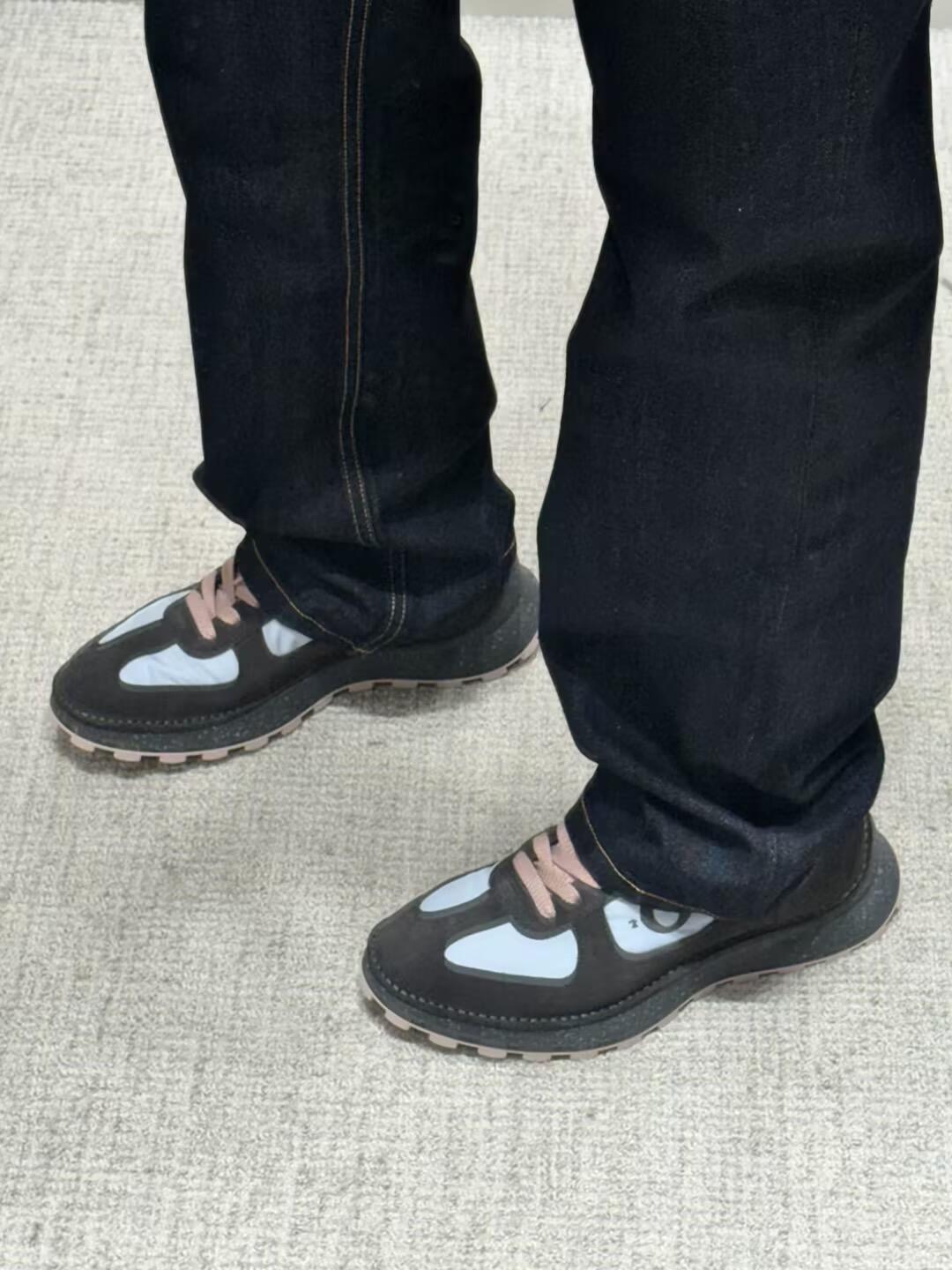 NO:818292,#upper-foot material,casual shoes/sports shoes,sneakers19860909#上脚素材,休闲鞋/运动鞋,sneakers,Women's Shoes