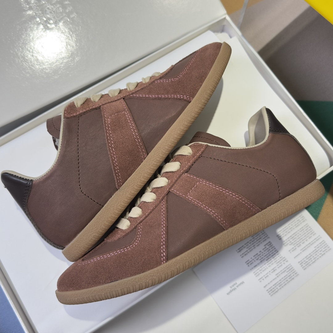 顶级版本:情侣款MaisonMargiela MM6 马吉拉 情侣款 德训鞋 休闲 运动鞋原版购入开发 顶级版本:情侣款MaisonMargiela MM6 马吉拉 情侣款 德训鞋 休闲 运动鞋原版购入开发