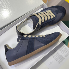 顶级版本:情侣款MaisonMargiela MM6 马吉拉 情侣款 德训鞋 休闲 运动鞋原版购入开发 顶级版本:情侣款MaisonMargiela MM6 马吉拉 情侣款 德训鞋 休闲 运动鞋原版购入开发