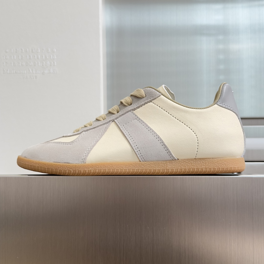 顶级版本:情侣款MaisonMargiela MM6 马吉拉 情侣款 德训鞋 休闲 运动鞋原版购入开发 顶级版本:情侣款MaisonMargiela MM6 马吉拉 情侣款 德训鞋 休闲 运动鞋原版购入开发