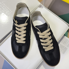 顶级版本:情侣款MaisonMargiela MM6 马吉拉 情侣款 德训鞋 休闲 运动鞋原版购入开发 顶级版本:情侣款MaisonMargiela MM6 马吉拉 情侣款 德训鞋 休闲 运动鞋原版购入开发