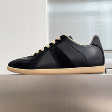 顶级版本:情侣款MaisonMargiela MM6 马吉拉 情侣款 德训鞋 休闲 运动鞋原版购入开发 顶级版本:情侣款MaisonMargiela MM6 马吉拉 情侣款 德训鞋 休闲 运动鞋原版购入开发
