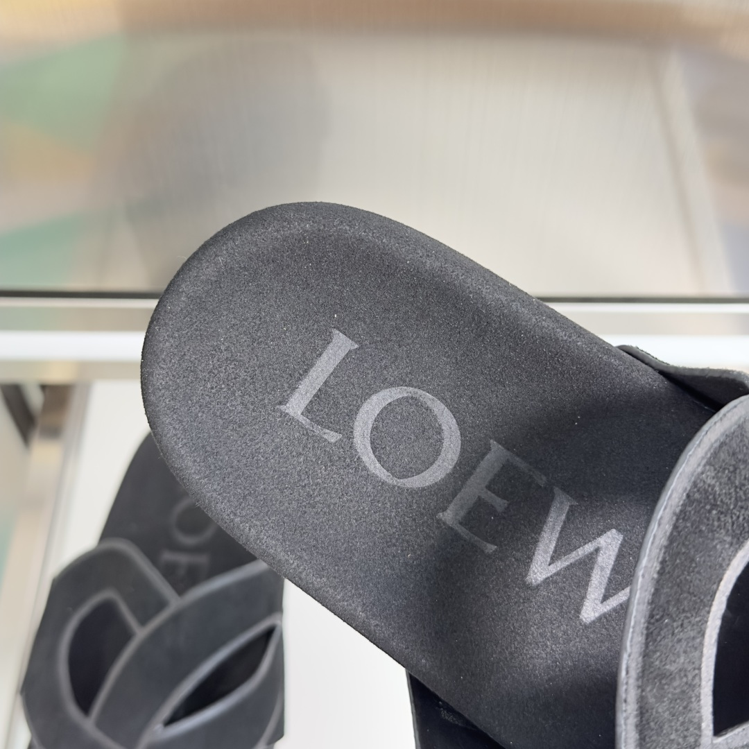 顶级版本：男款Loewe罗意威 最新Ease Monogram 系列 厚底 凉鞋 拖鞋Anagram镂空