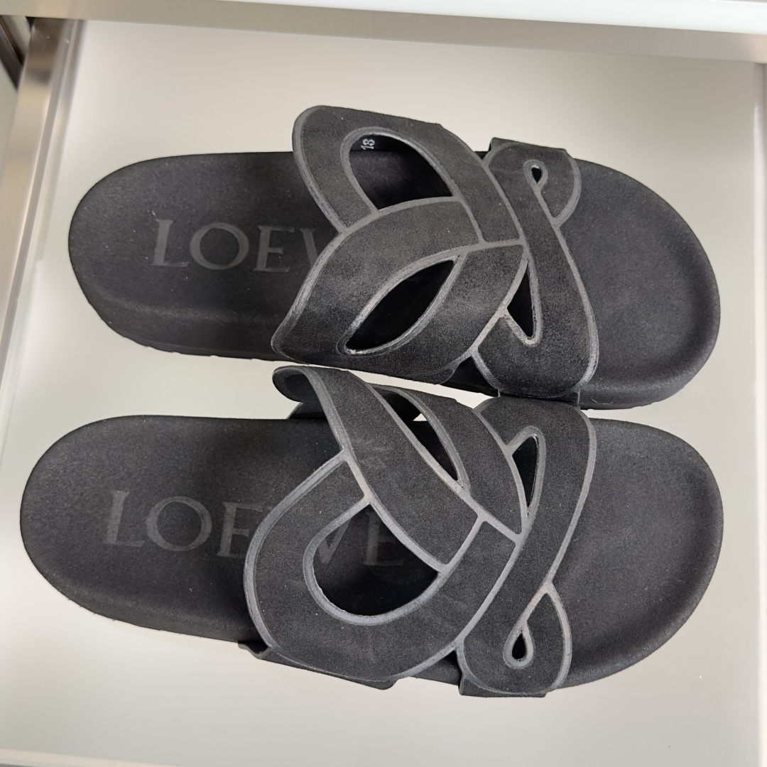 顶级版本：男款Loewe罗意威 最新Ease Monogram 系列 厚底 凉鞋 拖鞋Anagram镂空