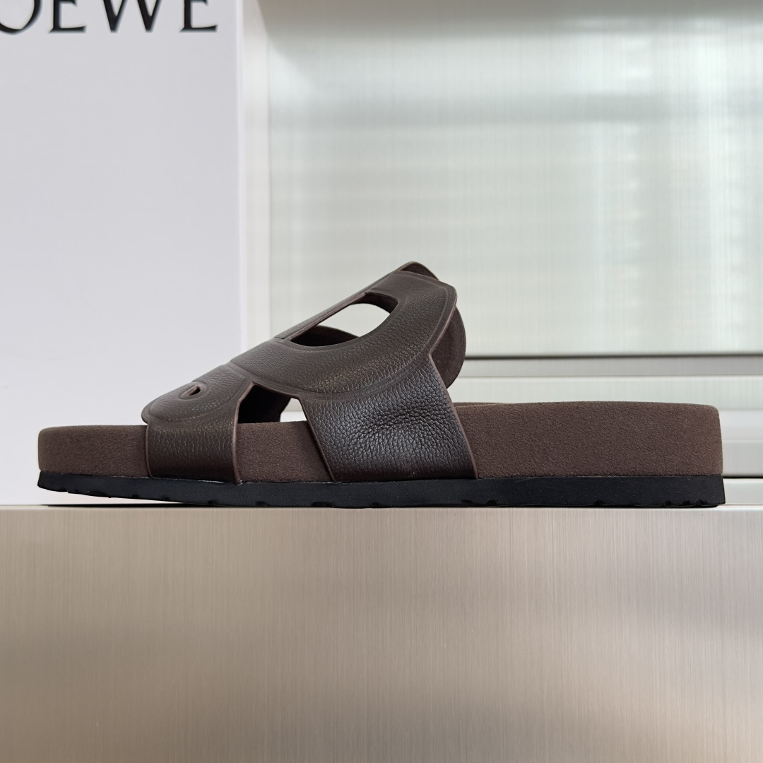 顶级版本：男款Loewe罗意威 最新Ease Monogram 系列 厚底 凉鞋 拖鞋Anagram镂空