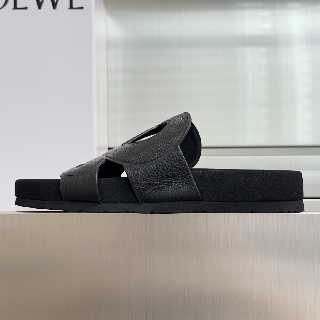 顶级版本：男款Loewe罗意威 最新Ease Monogram 系列 厚底 凉鞋 拖鞋Anagram镂空