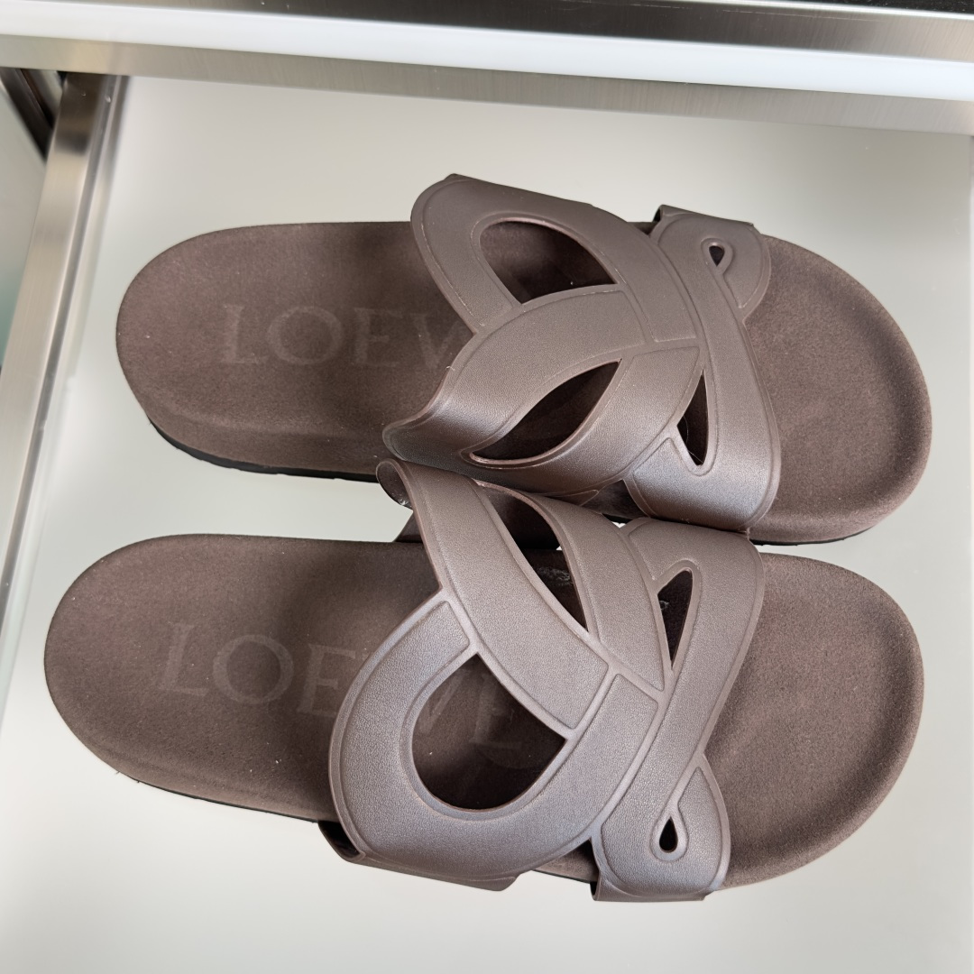 顶级版本：男款Loewe罗意威 最新Ease Monogram 系列 厚底 凉鞋 拖鞋Anagram镂空