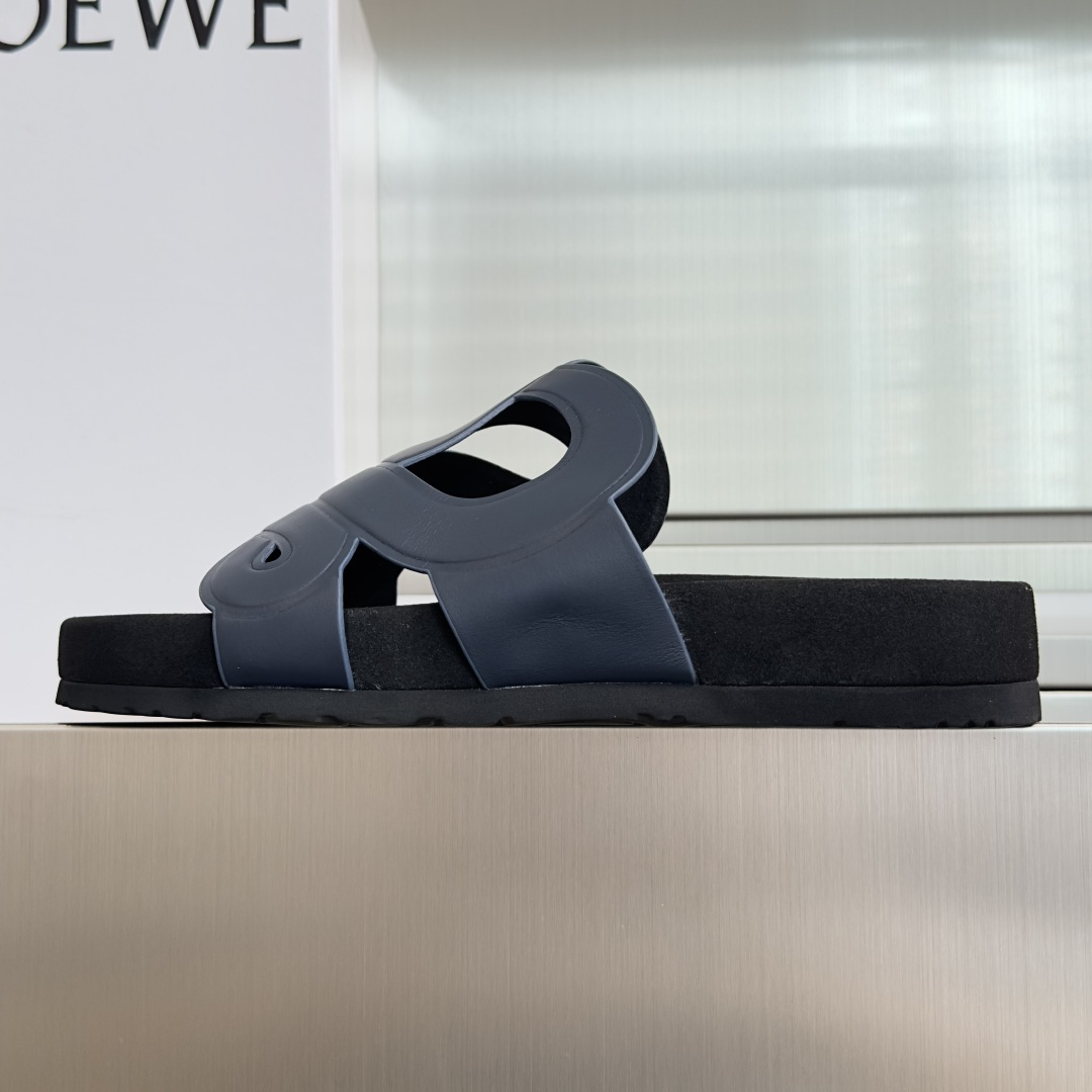 顶级版本：男款Loewe罗意威 最新Ease Monogram 系列 厚底 凉鞋 拖鞋Anagram镂空