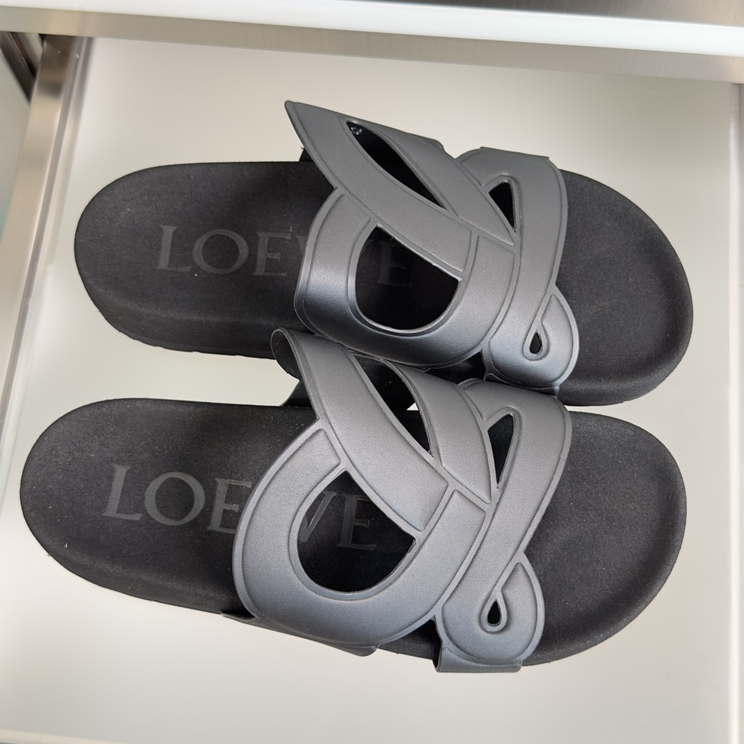 顶级版本：男款Loewe罗意威 最新Ease Monogram 系列 厚底 凉鞋 拖鞋Anagram镂空