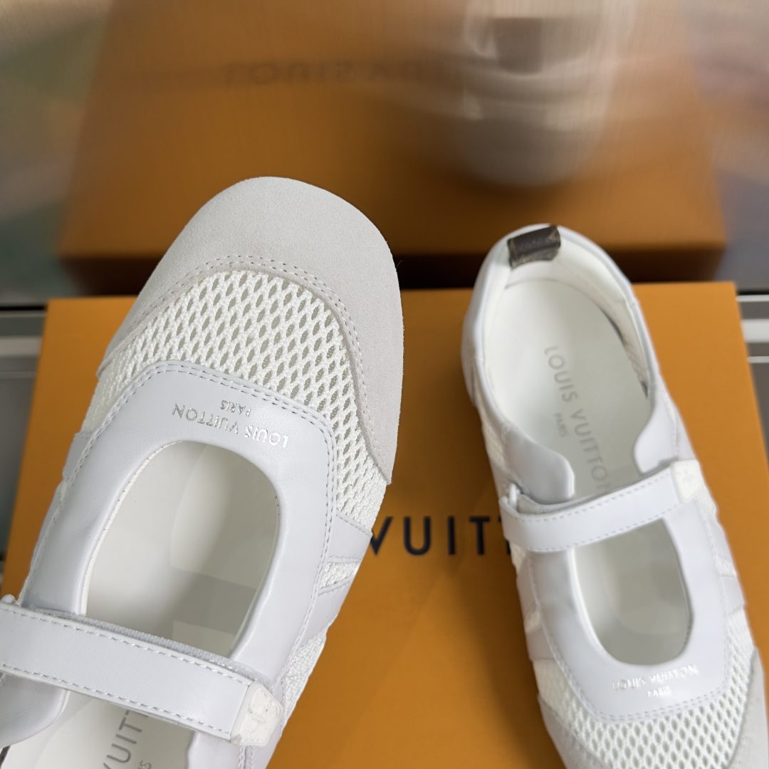 顶级版本：女款LV路易威登 L家 驴牌 最新Sneakerina系列 情侣款 玛丽珍 芭蕾运动鞋 半拖鞋