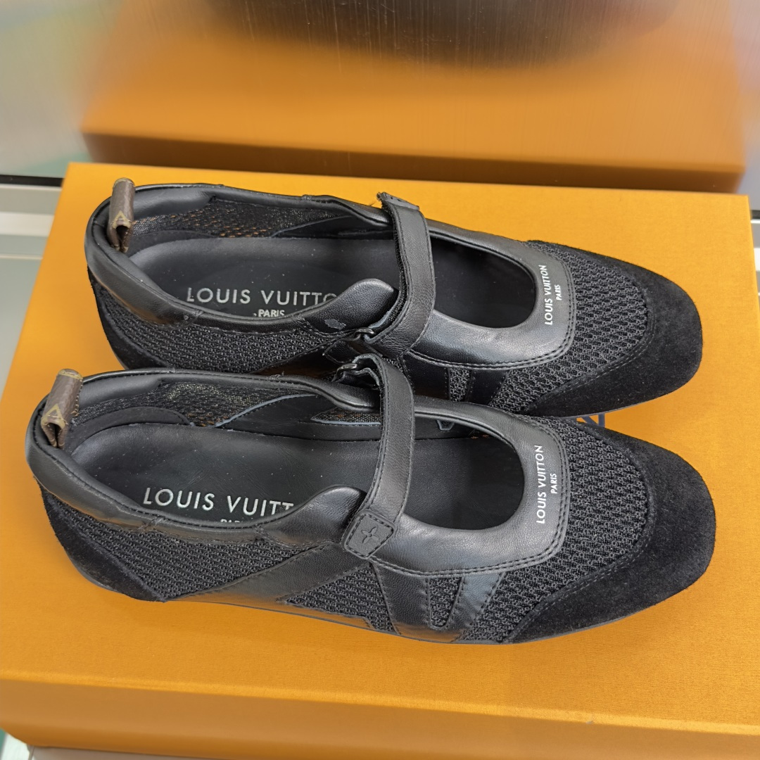 顶级版本：女款LV路易威登 L家 驴牌 最新Sneakerina系列 情侣款 玛丽珍 芭蕾运动鞋 半拖鞋