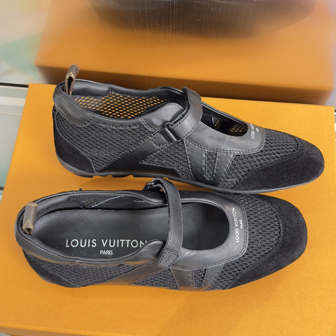 顶级版本：女款LV路易威登 L家 驴牌 最新Sneakerina系列 情侣款 玛丽珍 芭蕾运动鞋 半拖鞋