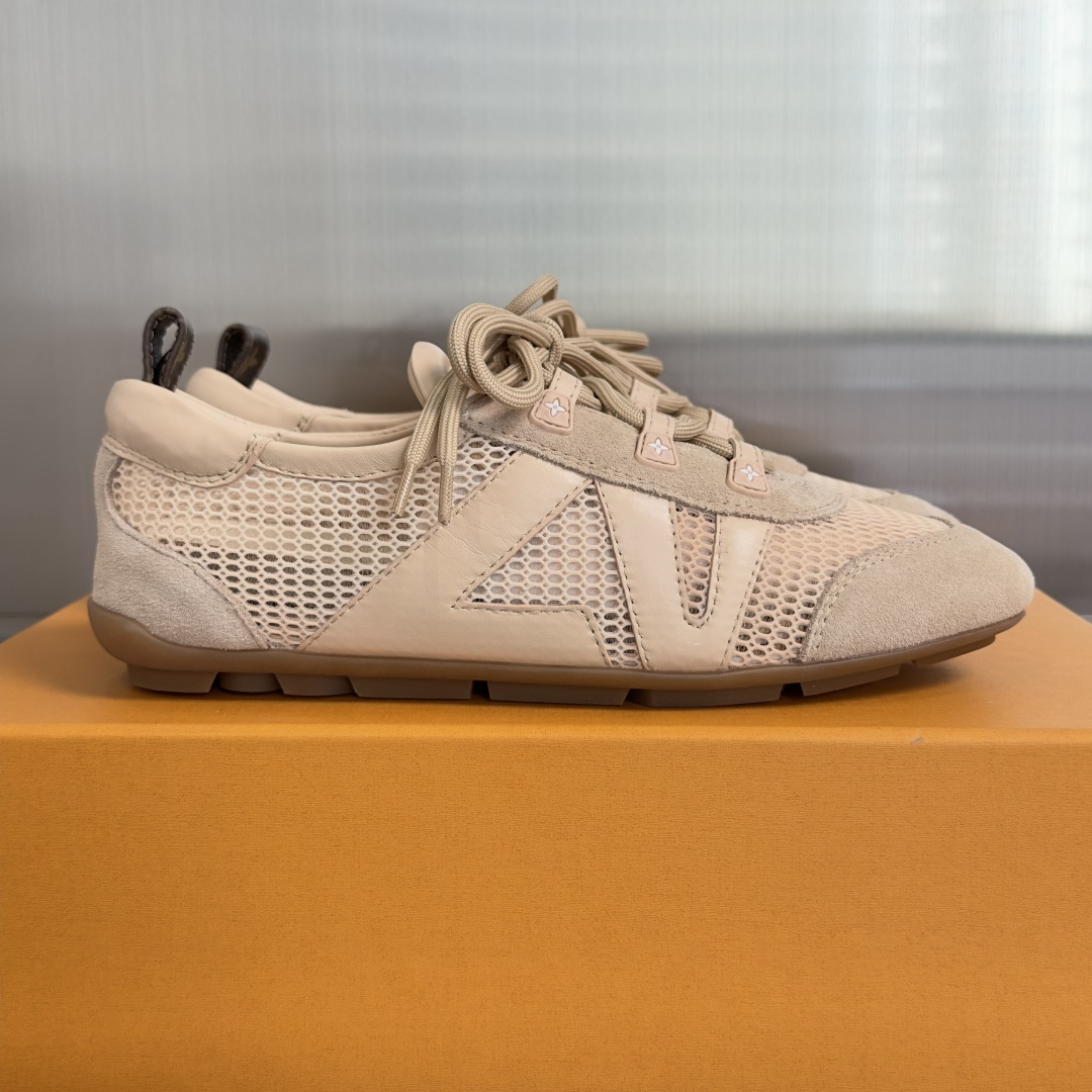 顶级版本：女款LV路易威登 L家 驴牌 最新Sneakerina系列 情侣款 玛丽珍 芭蕾运动鞋 半拖鞋